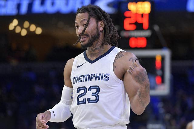 中国男篮不敌德国狂输49分 李凯尔10分周琦9分