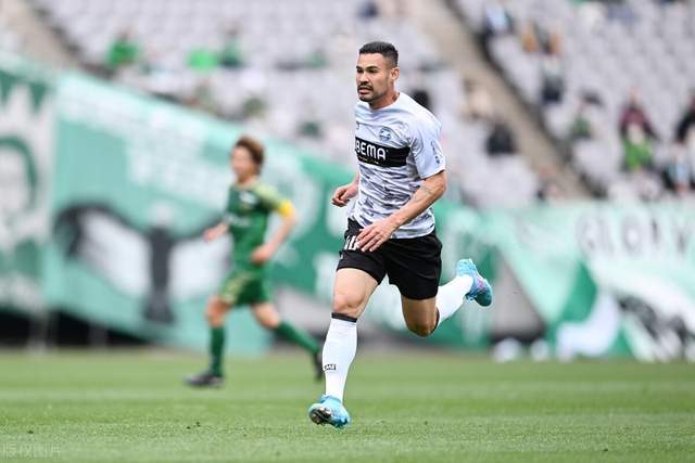 哈登24分快船终结魔术6连胜 纽约送太阳5连败