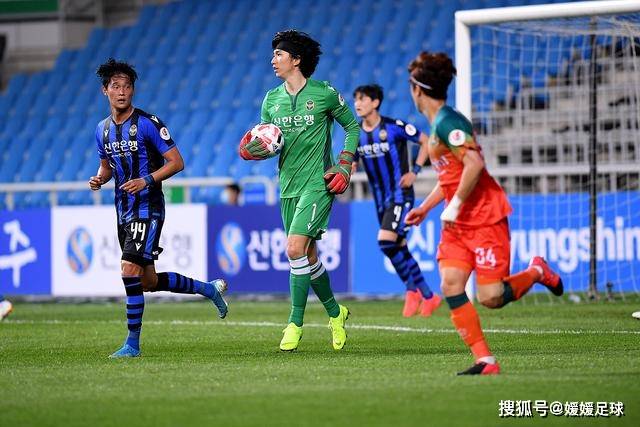 官方：维尼修斯与皇马续约至2027年 解约金10亿
