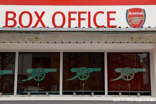 曼城跟队记者曝料：瓜迪奥拉已同意1+1的续约条款